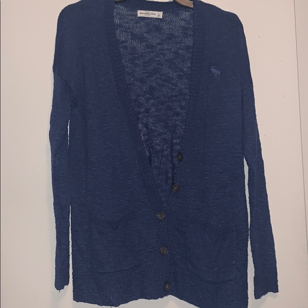 Abercrombie knit cardigan for the fall!